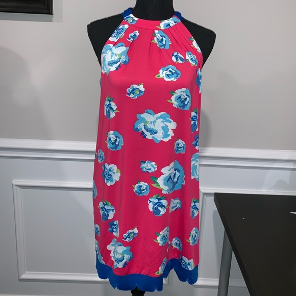 ⭐️NEW⭐️ Halter dress with scallop trim - Picture 1 of 4